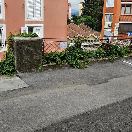 Kidi アパート *